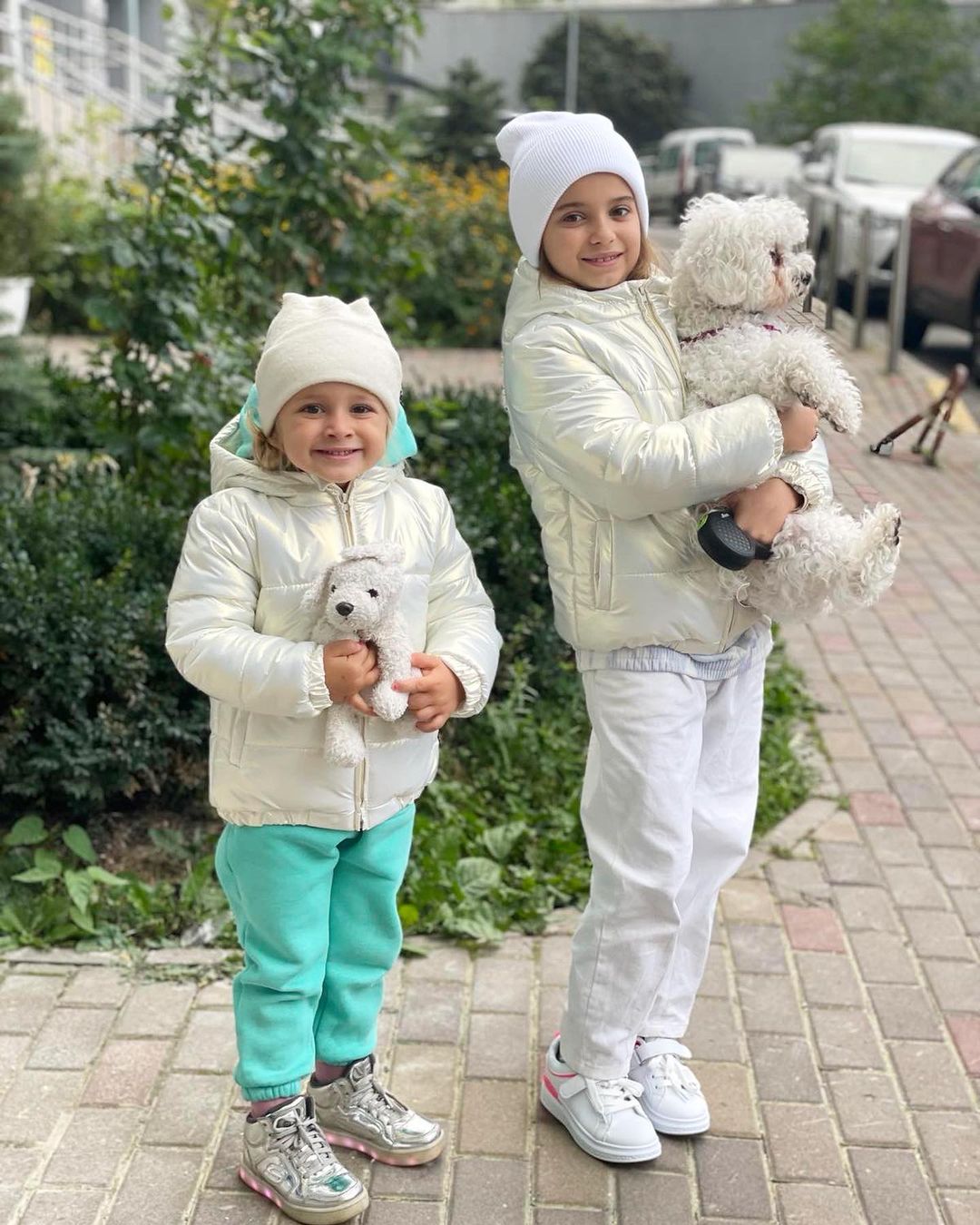 Сестринская сила: Лилия Ребрик очаровала сеть милыми фото дочурок